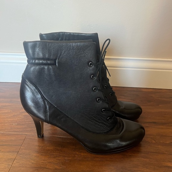 Anne Klein Elegant Black Women's Ankle Boots-Size 11 - Picture 1 of 11